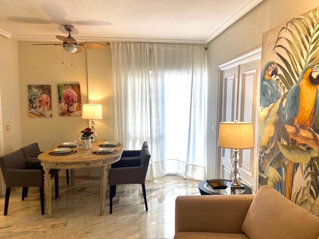 Precioso Apartamento Los Remedios Triana Plaza Espana Y Centro Historico Sevilla Eksteriør bilde