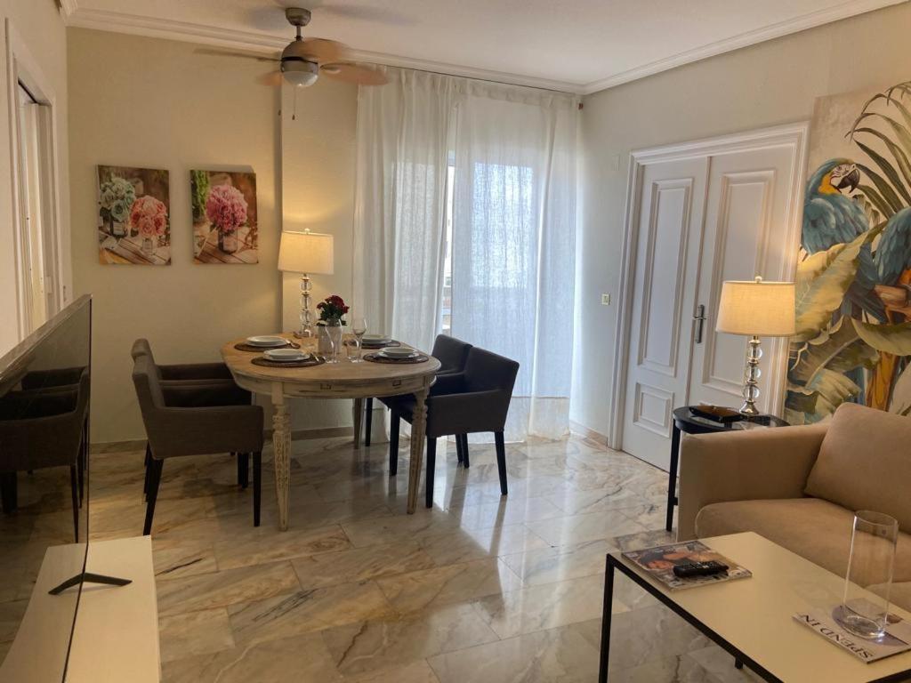 Precioso Apartamento Los Remedios Triana Plaza Espana Y Centro Historico Sevilla Eksteriør bilde